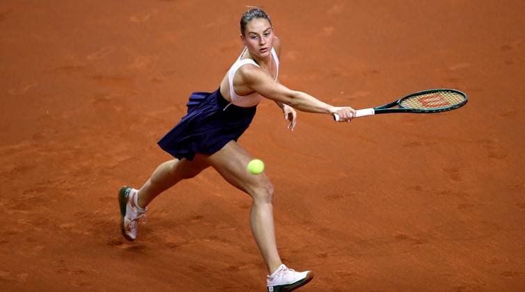 Sport Bilder des Tages 20.04.2024, Deutschland, Stuttgart, Porsche Tennis Grand Prix 2024, Halblfinale, Marta Kostyuk UKR