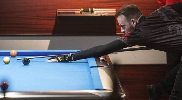 Poolbillard-Bundesliga: BC Oberhausen gegen 1. PBC Wedding ** NUR FÜR REDAKTIONELLE ZWECKE ** EDITORIAL USE ONLY **<p>Marc Beiysterbosch bei der Bundesliga-Begegnung im Poolbillard des BC Oberhausen gegen den 1. PBC Wedding am Samstag, 20. April 2024, in Oberhausen. Oberhausen Copyright: OliverxMengedoht