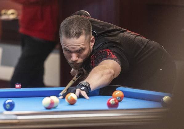Poolbillard-Bundesliga: BC Oberhausen gegen 1. PBC Wedding ** NUR FÜR REDAKTIONELLE ZWECKE ** EDITORIAL USE ONLY **<p>Stefan Nölle bei der Bundesliga-Begegnung im Poolbillard des BC Oberhausen gegen den 1. PBC Wedding am Samstag, 20. April 2024, in Oberhausen. Oberhausen Copyright: OliverxMengedoht