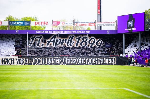 20.04.2024 - Fußball, 2023 2024, 2. Bundesliga, 30. Spieltag, VfL Osnabrück - Eintracht Braunschweig: Choreografie zum 125-jährigen Vereinsjubiläum des VfL Osnabrück DFL REGULATIONS PROHIBIT ANY USE OF PHOTOGRAPHS AS IMAGE SEQUENCES AND OR QUASI-VIDEO.