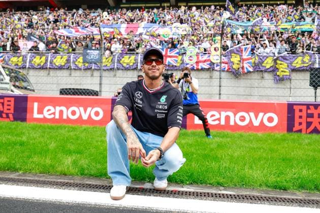HAMILTON Lewis (gbr), Mercedes AMG F1 Team W15, portrait during the Formula 1 Lenovo Chinese Grand Prix 2024, 5th round of the 2024 Formula One World Championship, WM, Weltmeisterschaft from April 19 to 21, 2024 on the Shanghai International Circuit, in Shanghai, China - F1 - CHINESE GRAND PRIX 2024 DPPI Panoramic  240421_R05_CHINA_DP_JK46847483