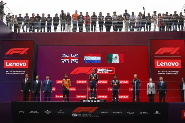 VERSTAPPEN Max (ned), Red Bull Racing RB20, portrait, NORRIS Lando (gbr), McLaren F1 Team MCL38, portrait and PEREZ Sergio (mex), Red Bull Racing RB20, portrait in the podium during the Formula 1 Lenovo Chinese Grand Prix 2024, 5th round of the 2024 Formula One World Championship, WM, Weltmeisterschaft from April 19 to 21, 2024 on the Shanghai International Circuit, in Shanghai, China - F1 - CHINESE GRAND PRIX 2024 DPPI Panoramic 240421_R05_CHINA_DP__A6A2274