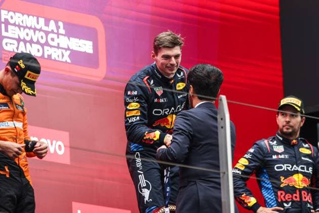 VERSTAPPEN Max (ned), Red Bull Racing RB20, portrait BEN SULAYEM Mohammed (uae), President of the FIA, portrait during the Formula 1 Lenovo Chinese Grand Prix 2024, 5th round of the 2024 Formula One World Championship, WM, Weltmeisterschaft from April 19 to 21, 2024 on the Shanghai International Circuit, in Shanghai, China - F1 - CHINESE GRAND PRIX 2024 DPPI Panoramic 240421_R05_CHINA_DP_XB3_5455