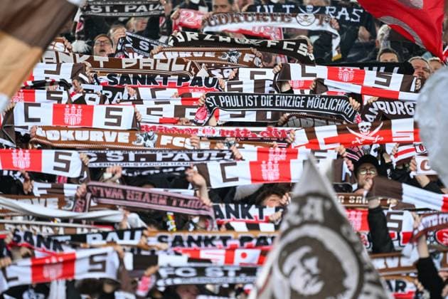 2. Bundesliga - Hannover 06 - FC St. Pauli am 21.04.2024 in der HDI Arena in Hannover Fans des FC St. Pauli