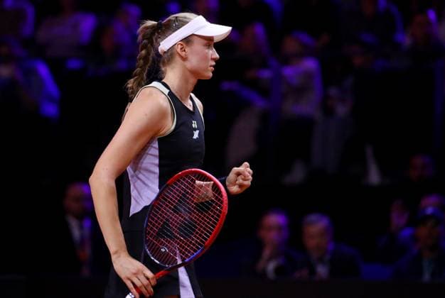 21.04.2024, Deutschland, Stuttgart, Porsche Tennis Grand Prix 2024, Finale, Elena Rybakina (KAZ) jubelt und ballt die Faust