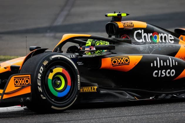 04 NORRIS Lando (gbr), McLaren F1 Team MCL38, action during the Formula 1 Lenovo Chinese Grand Prix 2024, 5th round of the 2024 Formula One World Championship, WM, Weltmeisterschaft from April 19 to 21, 2024 on the Shanghai International Circuit, in Shanghai, China - F1 - CHINESE GRAND PRIX 2024 DPPI Panoramic  240421_R05_CHINA_DP_FGOO2823