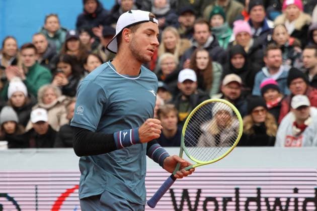 Jan-Lennard Struff (GER) Jubel, jubelt Tennis BMW Open 2024 Finale Jan-Lennard Struff Taylor Fritz München 21.04.2024 FOTO: Mladen Lackovic LakoPress