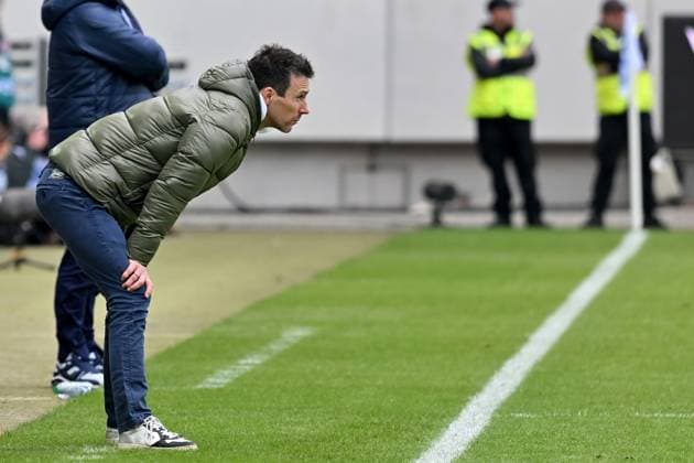 21.04.2024, xsltx, Fussball 2.Bundesliga, Karlsruher SC - Hertha BSC Berlin emspor, v.l. Trainer Christian Eichner (Karlsruher SC KSC) (DFL DFB REGULATIONS PROHIBIT ANY USE OF PHOTOGRAPHS as IMAGE SEQUENCES and or QUASI-VIDEO) Karlsruhe
