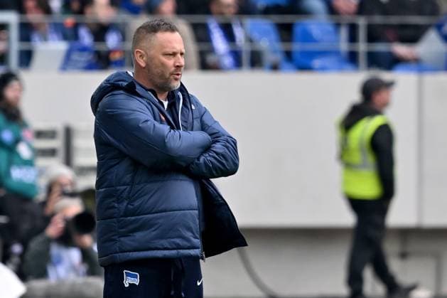 21.04.2024, xsltx, Fussball 2.Bundesliga, Karlsruher SC - Hertha BSC Berlin emspor, v.l. Trainer Pal Dardai (Hertha BSC Berlin) (DFL DFB REGULATIONS PROHIBIT ANY USE OF PHOTOGRAPHS as IMAGE SEQUENCES and or QUASI-VIDEO) Karlsruhe