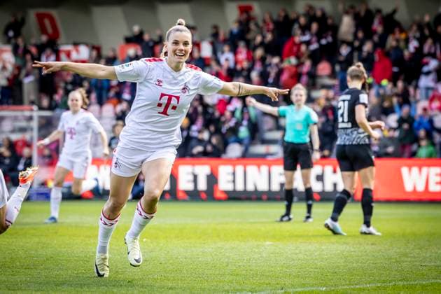 GOOGLE PIXEL Frauen Bundesliga: 1. FC Köln - SC Freiburg, 21.04.2024 Torjubel zum 1:0 durch Selina Cerci (1. FC Köln, 29); GOOGLE PIXEL Frauen Bundesliga: 1. FC Köln - SC Freiburg, 19. Spieltag, am 21.04.2024 im Franz-Kremer-Stadion in Köln. DFL REGULATIONS PROHIBIT ANY USE OF PHOTOGRAPHS AS IMAGE SEQUENCES AND OR QUASI-VIDEO. Copyright: xBEAUTIFULxSPORTS LeahxKohringx