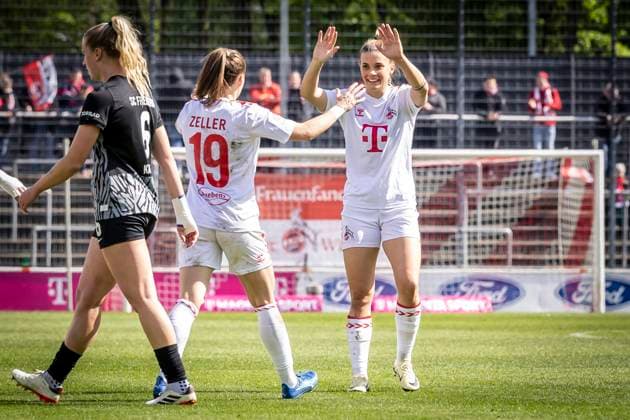 GOOGLE PIXEL Frauen Bundesliga: 1. FC Köln - SC Freiburg, 21.04.2024 Torjubel zum 2:0 durch Selina Cerci (1. FC Köln, 29) mit Dora Zeller (1. FC Köln, 19); GOOGLE PIXEL Frauen Bundesliga: 1. FC Köln - SC Freiburg, 19. Spieltag, am 21.04.2024 im Franz-Kremer-Stadion in Köln. DFL REGULATIONS PROHIBIT ANY USE OF PHOTOGRAPHS AS IMAGE SEQUENCES AND OR QUASI-VIDEO. Copyright: xBEAUTIFULxSPORTS LeahxKohringx