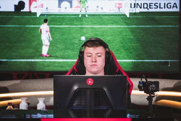 Virtual Bundesliga Grand Final by WOW; 21.04.2024 Marc Landwehr (marc_ldw23, Bayer 04 Leverkusen) Virtual Bundesliga Grand Final by WOW; 21.04.2024