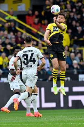 21.04.2024, xjrdrx, Fussball 1.Bundesliga, Borussia Dortmund - Bayer 04 Leverkusen emspor, v.l. Granit Xhaka (Bayer Leverkusen) Niclas Füllkrug (Borussia Dortmund) Zweikampf, Aktion, action, battle for the ball (DFL DFB REGULATIONS PROHIBIT ANY USE OF PHOTOGRAPHS as IMAGE SEQUENCES and or QUASI-VIDEO) Dortmund *** 21 04 2024, xjrdrx, Fussball 1 Bundesliga, Borussia Dortmund Bayer 04 Leverkusen emspor, v l Granit Xhaka Bayer Leverkusen Niclas Füllkrug Borussia Dortmund Zweikampf, Aktion, action, battle for the ball DFL DFB REGULATIONS PROHIBIT ANY USE OF PHOTOGRAPHS as IMAGE SEQUENCES and or QUASI VIDEO Dortmund