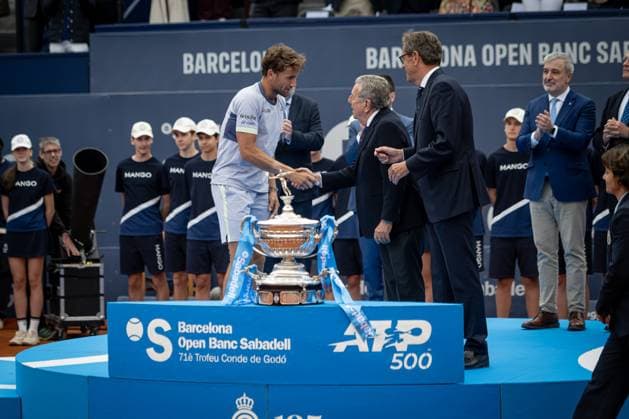 Casper Ruud (Norway) received de Conde de Godo trophy after the final ATP, Tennis Herren 500 Barcelona Open Banc Sabadell 2024 match at Real Club de Tenis de Barcelona, in Barcelona, Spain on April 21, 2024. Photo by Felipe Mondino Copyright: x@FELIPExMONDINOx