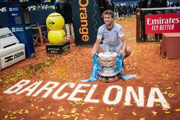 April 21, 2024, Barcelona, Barcelona, Spain: Casper Ruud during his celebration for the win in Barcelona Open Banc Sabadell Trofeo Conde de Godo on April 21, 2024 in Barcelona, Spain. Barcelona Spain - ZUMAs316 20240421_znp_s316_068 Copyright: xMartixSeguraxRamonedax