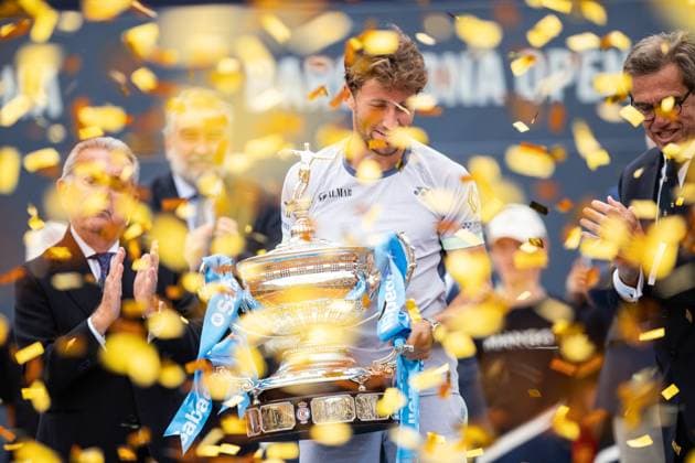 April 21, 2024, Barcelona, Barcelona, Spain: Casper Ruud during his celebration for the win in Barcelona Open Banc Sabadell Trofeo Conde de Godo on April 21, 2024 in Barcelona, Spain. Barcelona Spain - ZUMAs316 20240421_znp_s316_079 Copyright: xMartixSeguraxRamonedax