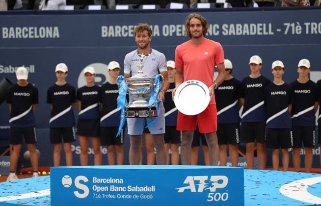 April 21, 2024, Sabadell, Barcelona, Spain: Barcelona Spain 21.04.2024 Stefanos Tsitsipas (Greece) and Casper Ruud (Norway) pose with the titles in the match between Stefanos Tsitsipas (Greece) and Casper Ruud (Norway) during the Day 9 of the Barcelona Open Banc Sabadell Godo on 21 April 2024 in Barcelona. Sabadell Spain - ZUMAu50_ 20240421_zsp_u50_102 Copyright: xXavixUrgelesx