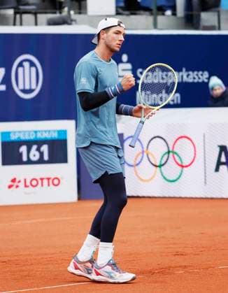 (240422) -- MUNICH, April 22, 2024 -- Jan-Lennard Struff celebrates scoring during the men s singles final between Taylor Fritz of the United States and Jan-Lennard Struff of Germany at the BMW Open 2024 tennis tournament in Munich, Germany, April 21, 2024. (Photo by Xinhua) (SP)GERMANY-MUNICH-TENNIS-BMW OPEN-MEN S SINGLES-FINAL PhilippexRuiz 