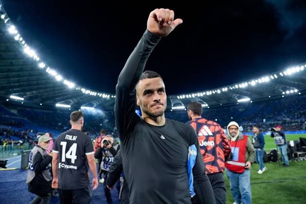 SS Lazio v Juventus FC - Coppa Italia Filip Kostic of Juventus FC celebrates qualifying for the final at the end of the Coppa Italia Semi-Final second leg match between SS Lazio and Juventus FC at Stadio Olimpico on April 23, 2024 in Rome, Italy. Rome Stadio Olimpico Rome Italy Copyright: xGiuseppexMaffiax CItalia_Lazio-Juventus_230424_DSC5648