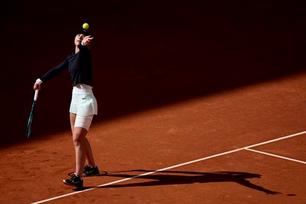 Mutua Madrid Open - Day Three Paula Badosa of Spain serves against Jessica Bouzas Maneiro of Spain during day three of the Mutua Madrid Open 2024 at Caja Magica on April 24, 2024, in Madrid, Spain. Madrid Caja Magica Madrid Spain RL_MMO24_493 Copyright: xRicardoxLarreinax