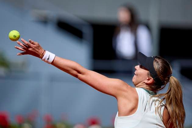 Mutua Madrid Open - Day Three Paula Badosa of Spain serves against Jessica Bouzas Maneiro of Spain during day three of the Mutua Madrid Open 2024 at Caja Magica on April 24, 2024, in Madrid, Spain. Madrid Caja Magica Madrid Spain RL_MMO24_542 Copyright: xRicardoxLarreinax