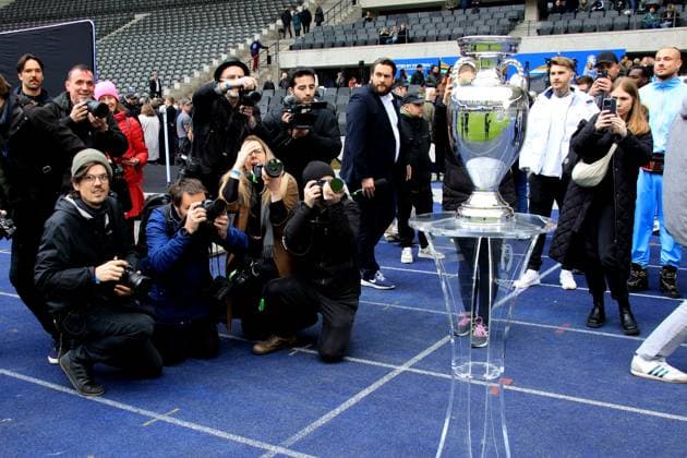 DEU, EM, EM-Pokal-Vorstellung, 24.04.2024, Berliner Olympiastadion, Berlin, DEU, EM, EM-Pokal-Vorstellung, im Bild Nancy Faeser Bundesministerin des Innern und für Heimat Kai Wegner Regierender Bürgermeister von Berlin Iris Spranger Senatorin für Inneres und Philipp Lahm Turnierdirektor EURO 2024 Kevin-Prince Boateng Botschafter der Host City Berlin Foto: Juergen Engler nordphoto GmbH
