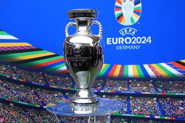 DEU, EM, EM-Pokal-Vorstellung, 24.04.2024, Berliner Olympiastadion, Berlin, DEU, EM, EM-Pokal-Vorstellung, im Bild Nancy Faeser Bundesministerin des Innern und für Heimat Kai Wegner Regierender Bürgermeister von Berlin Iris Spranger Senatorin für Inneres und Philipp Lahm Turnierdirektor EURO 2024 Kevin-Prince Boateng Botschafter der Host City Berlin Foto: Juergen Engler nordphoto GmbH