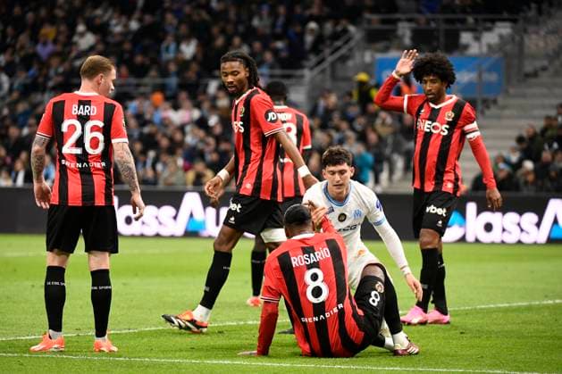 Pablo ROSARIO (OGC Nice), Leonardo BALERDI (OM) lors du match Olympique de Marseille vs. OGC Nice pour la J29 de la Ligue 1 Uber Eats au Stade VÃ lodrome, le 24 avril 2024. FOOTBALL : Olympique de Marseille vs. OGC Nice - Ligue 1 Uber Eats - 24 04 2024 ValentinaClaret Panoramic 