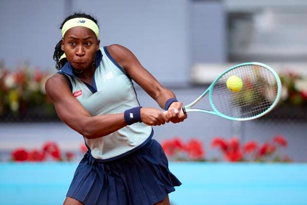 Mutua Madrid Open - Day Four Coco Gauff of United States returns a shot against Arantxa Rus of Netherland during day four of the Mutua Madrid Open 2024 at Caja Magica on April 25, 2024, in Madrid, Spain. Madrid Caja Magica Madrid Spain RL_MMO24_01093 Copyright: xRicardoxLarreinax