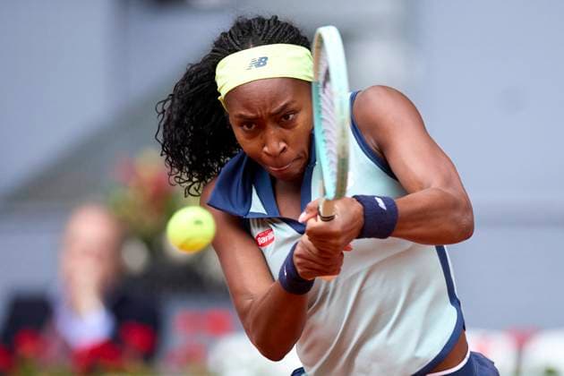 Sport Bilder des Tages Mutua Madrid Open - Day Four Coco Gauff of United States returns a shot against Arantxa Rus of Netherland during day four of the Mutua Madrid Open 2024 at Caja Magica on April 25, 2024, in Madrid, Spain. Madrid Caja Magica Madrid Spain RL_MMO24_01104 Copyright: xRicardoxLarreinax