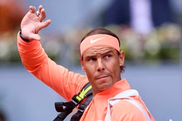 Mutua Madrid Open - Day Four Rafael Nadal of Spain salutes to the crowd during day four of the Mutua Madrid Open 2024 at Caja Magica on April 25, 2024, in Madrid, Spain. Madrid Caja Magica Madrid Spain RL_MMO24_01123 Copyright: xRicardoxLarreinax