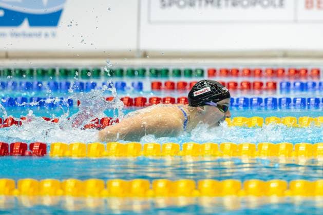 100m Schmetterling Frauen A-Finale Angelina Koehler (SG Neukölln e.V. Berlin) GER, 135. Deutsche Meisterschaften Schwimmen, Schwimmen, 25.04.2024 GER, 135. Deutsche Meisterschaften Schwimmen, Schwimmen, 25.04.2024 Berlin *** 100m Butterfly Women A Final Angelina Koehler SG Neukölln e V Berlin GER, 135 German Championships Swimming, Swimming, 25 04 2024 GER, 135 German Championships Swimming, Swimming, 25 04 2024 Berlin Copyright: xEibner-Pressefoto JadrankoxMarjax EP_JMC