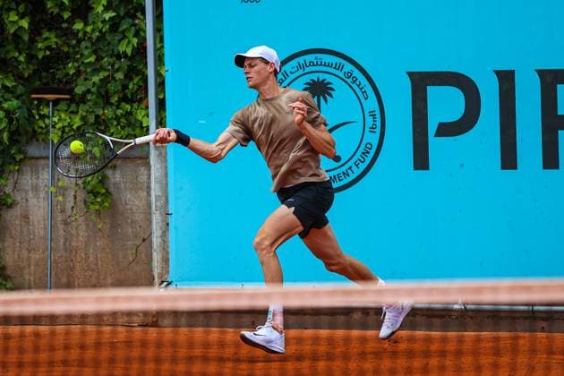 Mutua Madrid Open 2024: Casper Ruud Vs Jannik Sinner in Spain - 26 Apr 2024 Jannik Sinner of Italy practice against Casper Ruud of Norway on Day Five of the Mutua Madrid Open 2024 tournament at La Caja Magica. Usera Spain Copyright: xMiguelxReisx xSOPAxImagesx Mutua Madrid Open MR -3702