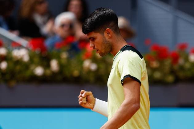 April 26, 2024, Madrid, Madrid, SPAIN: Carlos Alcaraz of Spain celebrates a point against Alexander Shevchenko of Kazakhstan during the Mutua Madrid Open 2024, ATP, Tennis Herren Masters 1000 and WTA, Tennis Damen 1000, tournament celebrated at Caja Magica on April 26, 2024 in Madrid, Spain. Madrid SPAIN - ZUMAa181 20240426_zaa_a181_023 Copyright: xIrinaxR.xHipolitox