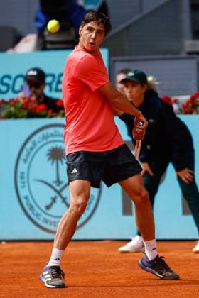 April 26, 2024, Madrid, Madrid, SPAIN: Alexander Shevchenko of Kazakhstan in action against Carlos Alcaraz of Spain during the Mutua Madrid Open 2024, ATP, Tennis Herren Masters 1000 and WTA, Tennis Damen 1000, tournament celebrated at Caja Magica on April 26, 2024 in Madrid, Spain. Madrid SPAIN - ZUMAa181 20240426_zaa_a181_024 Copyright: xIrinaxR.xHipolitox