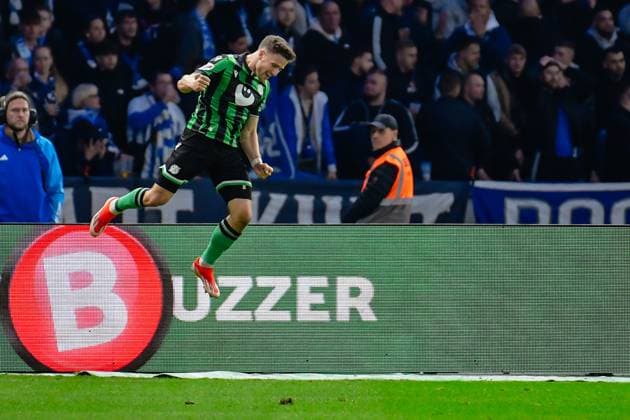 Fussball 2. Bundesliga, Hertha BSC - Hannover 96 26.04.2024,xdanx,Fussball 2. Bundesliga, Hertha BSC - Hannover 96, v.l. Jubel nach dem 1:1 durch Enzo Leopold (Hannover 96 8), (DFL DFB REGULATIONS PROHIBIT ANY USE OF PHOTOGRAPHS as IMAGE SEQUENCES and or QUASI-VIDEO) Foto: Daniel Lakomski Berlin Olympiastadion Berlin Berlin Deutschland (DE)