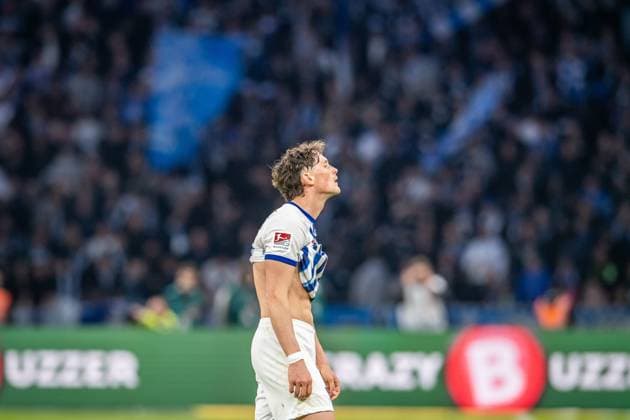 2. Fußball Bundesliga, Hertha BSC vs Hannover 96; Berlin, 26.04.2024 Fabian Reese (Hertha BSC, 11) frustriert 2. Fußball Bundesliga, Hertha BSC vs Hannover 96, Olympiastadion, Berlin, 26.04.2024 DFL REGULATIONS PROHIBIT ANY USE OF PHOTOGRAPHS AS IMAGE SEQUENCES AND OR QUASI-VIDEO.