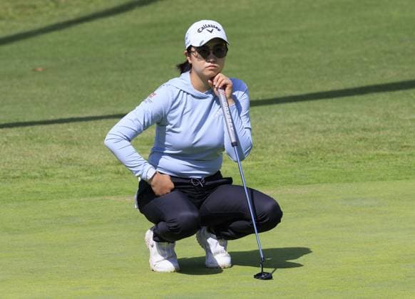 April 26, 2024, Los Angeles, California, USA: Rose Zhang prepares to putt during Round 2 of the JM Eagle LA Championship presented by Plastpro on Friday April 26, 2024 at the Wilshire Country Club in Los Angeles, California. ARIANA RUIZ PI Los Angeles U.S - ZUMAp124 20240426_zaa_p124_011 Copyright: xArianaxRuizx
