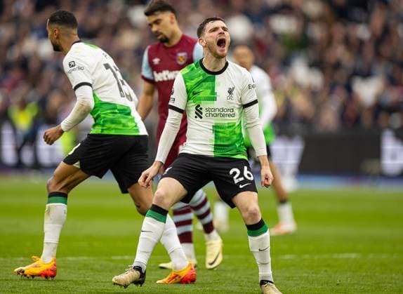 Sport Themen der Woche KW17 Football - FA Premier League - West Ham United FC v Liverpool FC LONDON, ENGLAND - Saturday, April 27, 2024: Liverpool s Andy Robertson celebrates after scoring his side s first equalising goal during the FA Premier League match between West Ham United FC and Liverpool FC at the London Stadium. (Photo by David Rawcliffe Propaganda) LONDON London Stadium GREATER LONDON ENGLAND  Copyright: xDavidxRawcliffex P2024-04-27-West_Ham_Liverpool-88