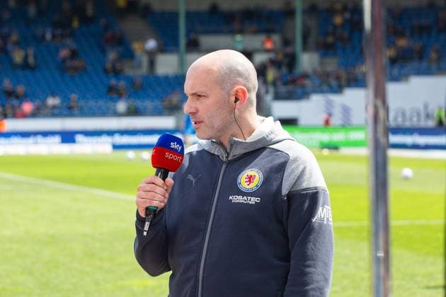 Fußball I Herren I Saison 2023-2024 I 2. Bundesliga I 31. Spieltag I Eintracht Braunschweig - Hamburger SV I 27.04.2024 Daniel Scherning, Trainer (Eintracht Braunschweig) im Interview. Braunschweig Eintracht-Stadion Niedersachsen Deutschland