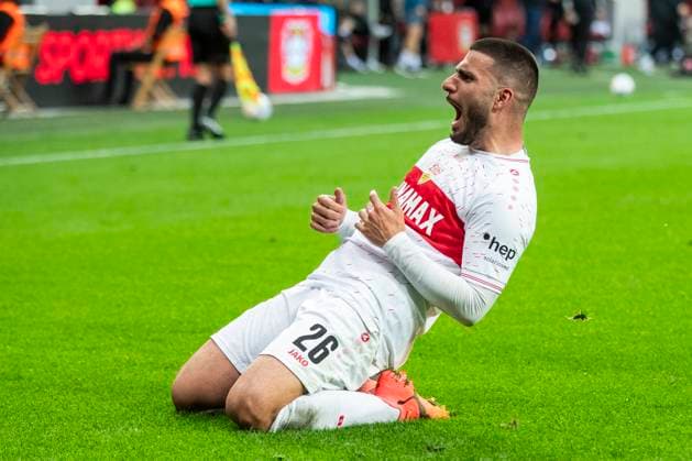 Deniz Undav (VfB Stuttgart, 26) jubelt nach seinem Tor zum 0:2. Leverkusen, Fussball 1.Bundesliga 31. Spieltag, Spieltag 31, Bayer 04 Leverkusen - VfB Stuttgart, 27.04.2024, BayArena, Leverkusen. DFL regulations prohibit any use of photographs as image sequences and or quasi-video Â