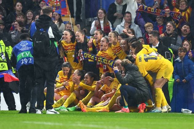 Chelsea v Barcelona Women 27 April 2024, London- UEFA Women™s Champions League, Semi-Final, Second Leg - Chelsea v Barcelona Women - Barcelona Women celebrate their victory - Photo: Charlotte Wilson Offside. London UK Copyright: xCharlottexWilsonx xOffsidexOffside