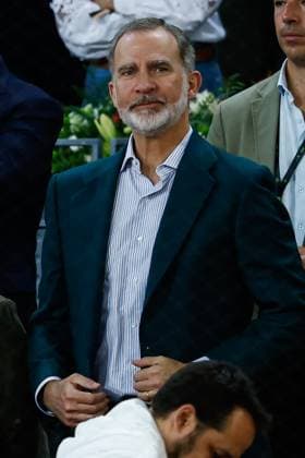 April 27, 2024, Madrid, Madrid, SPAIN: King Felipe VI of Spain looks on during the match between Rafael Nadal of Spain and Alex de Minaur of Australia during the Mutua Madrid Open 2024, ATP, Tennis Herren Masters 1000 and WTA, Tennis Damen 1000, tournament celebrated at Caja Magica on April 27, 2024 in Madrid, Spain. Madrid SPAIN - ZUMAa181 20240427_zaa_a181_179 Copyright: xIrinaxR.xHipolitox
