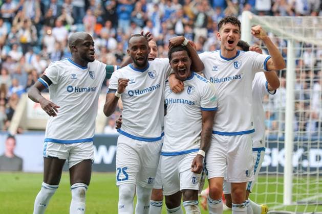 28.04.2024, xgox, Fussball 2.Bundesliga, 1.FC Magdeburg - VfL Osnabrueck emspor, v.l. Jubel nach dem 1:0 durch Bryan Teixeira (Magdeburg, 8) (DFL DFB REGULATIONS PROHIBIT ANY USE OF PHOTOGRAPHS as IMAGE SEQUENCES and or QUASI-VIDEO) Magdeburg