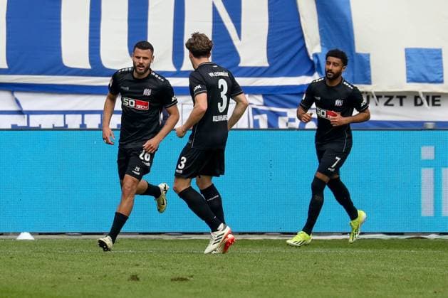 28.04.2024, xgox, Fussball 2.Bundesliga, 1.FC Magdeburg - VfL Osnabrueck emspor, v.l Jubel nach dem 1:1 durch Dave Gnaase (Osnabrueck, 26) . (DFL DFB REGULATIONS PROHIBIT ANY USE OF PHOTOGRAPHS as IMAGE SEQUENCES and or QUASI-VIDEO) Magdeburg