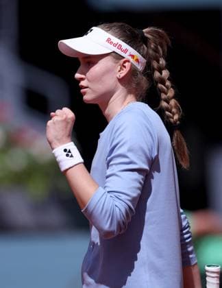 Elena Rybakina of Kazakhstan celebrates Mutua Madrid Open, Day 7, Tennis, La Caja Magica, Madrid, Spain - 28 Apr 2024  Copyright: xEllaxLing Shutterstockx 14447603j