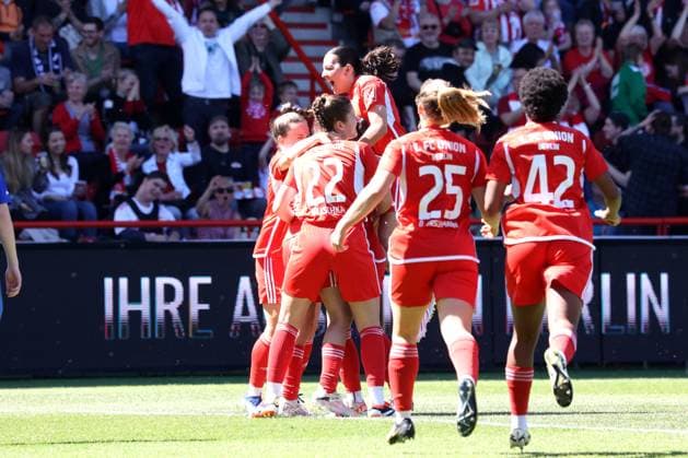 DEU, Region, Frauen, 1.FC Union vs. Hertha BSC 28.04.2024, Stadion Alte Foersterei, Berlin, DEU, Region, Frauen, 1.FC Union vs. Hertha BSC im Bild: 1:0 durch Sarah Abu Sabbah (1.FC Union Berlin 16), Unioner-Spielerin DFL - regulations prohibit any use of Photographs as image sequences and or quasi-video Foto: Juergen Engler nordphoto GmbH
