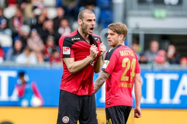 Aleksandar Vukotic (SV Wehen Wiesbaden, 26) Gestik, Mimik, Emotionen, GER, SV Wehen Wiesbaden vs. SpVgg Greuther Fuerth, Fussball, 2. Bundesliga, 31. Spieltag, Spielzeit 2023 2024, 28.04.2024 DFL REGULATIONS PROHIBIT ANY USE OF PHOTOGRAPHS AS IMAGE SEQUENCES AND OR QUASI-VIDEO GER, SV Wehen Wiesbaden vs. SpVgg Greuther Fuerth, Fussball, 2. Bundesliga, 31. Spieltag, Spielzeit 2023 2024, 28.04.2024 Wiesbaden