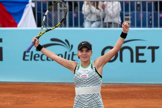 Czech tennis player Sara Bejlek reacts during the third round of the Mutua Madrid Open 2024 tennis tournament against Ashlyn Krueger from USA, in Madrid, Spain, on April 28, 2024. (CTKxPhoto MartinxSidorjak) CTKPhotoP2024042803618  CTKPhotoP2024042803618