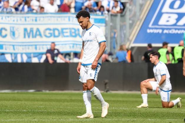 28.04.2024, xgox, Fussball 2.Bundesliga, 1.FC Magdeburg - VfL Osnabrueck emspor, v.l. Herbert Bockhorn (Magdeburg, 7) enttaeuscht, schaut enttaeuscht, niedergeschlagen, disappointed (DFL DFB REGULATIONS PROHIBIT ANY USE OF PHOTOGRAPHS as IMAGE SEQUENCES and or QUASI-VIDEO) Magdeburg